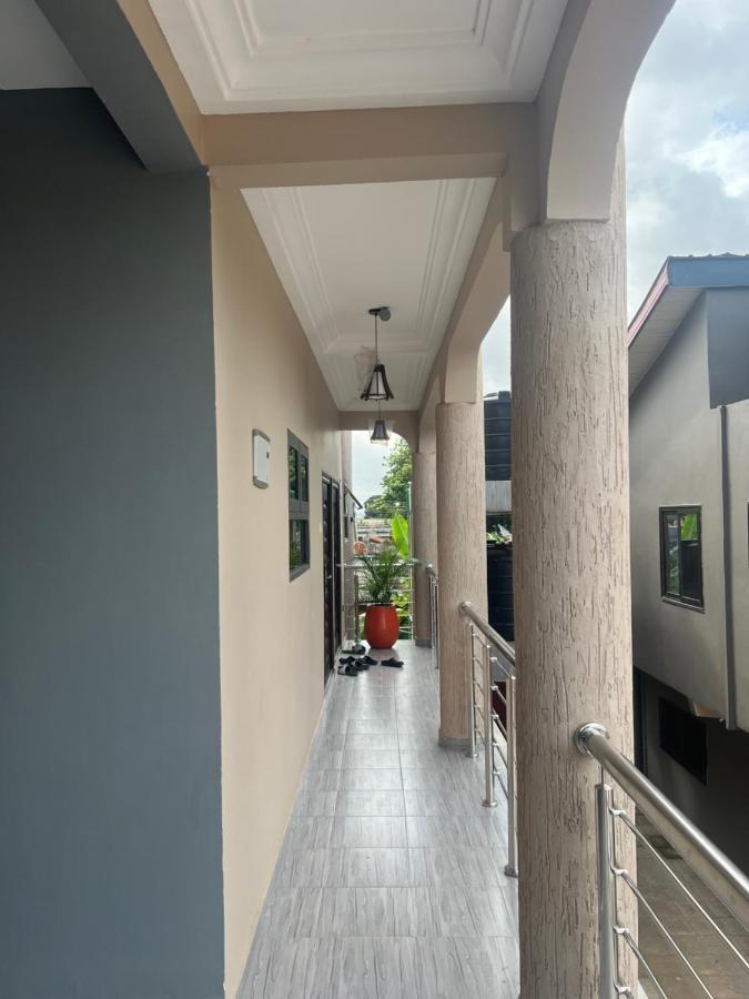 Akua'S Cottage Accra Exterior photo